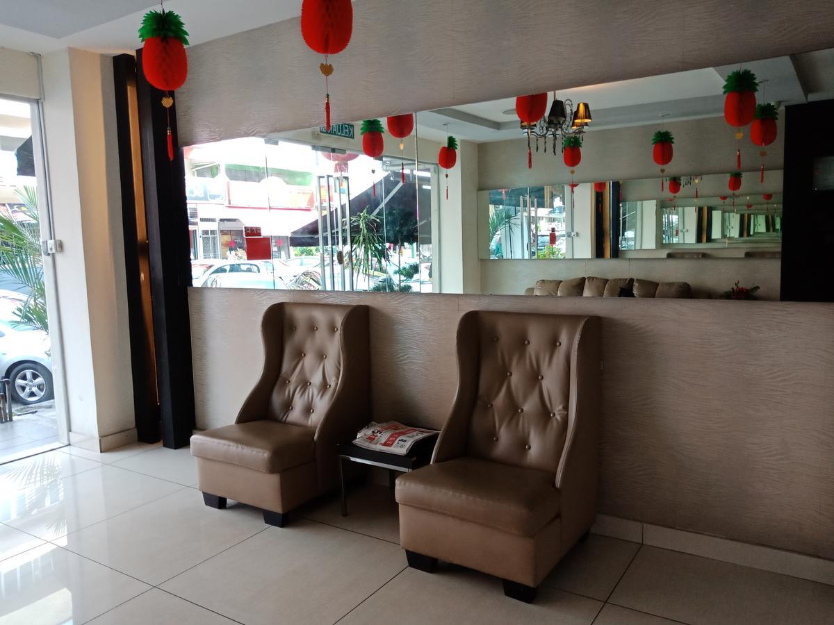 Hotel Zamburger Taman Segar - Previously Home Inn Taman Segar Kuala Lumpur Exterior photo
